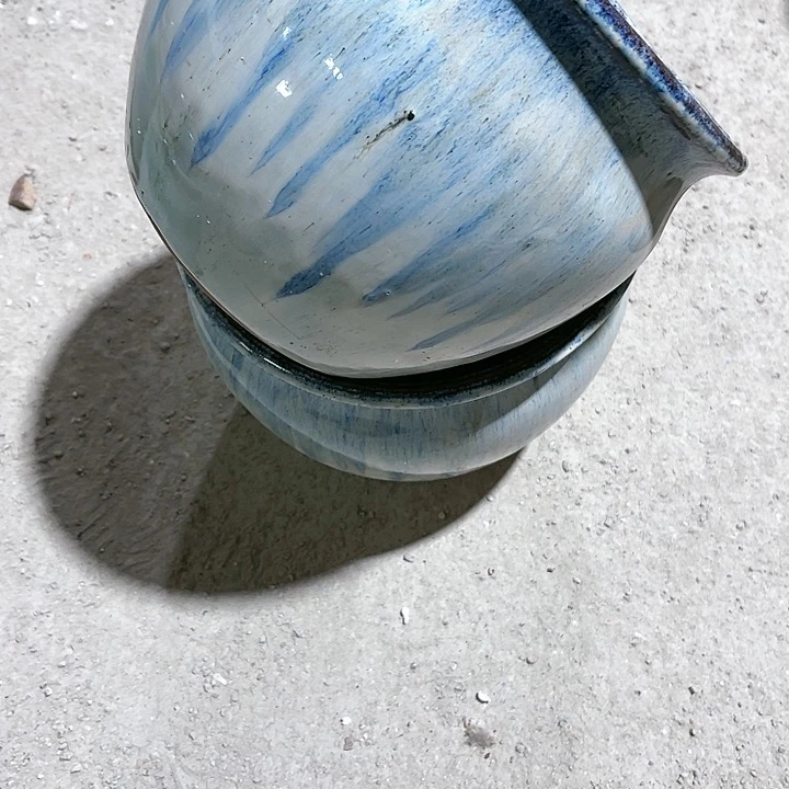 红陶口径19高度17两只