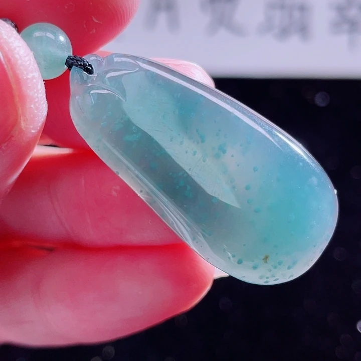 翡翠颈饰未镶嵌999999999