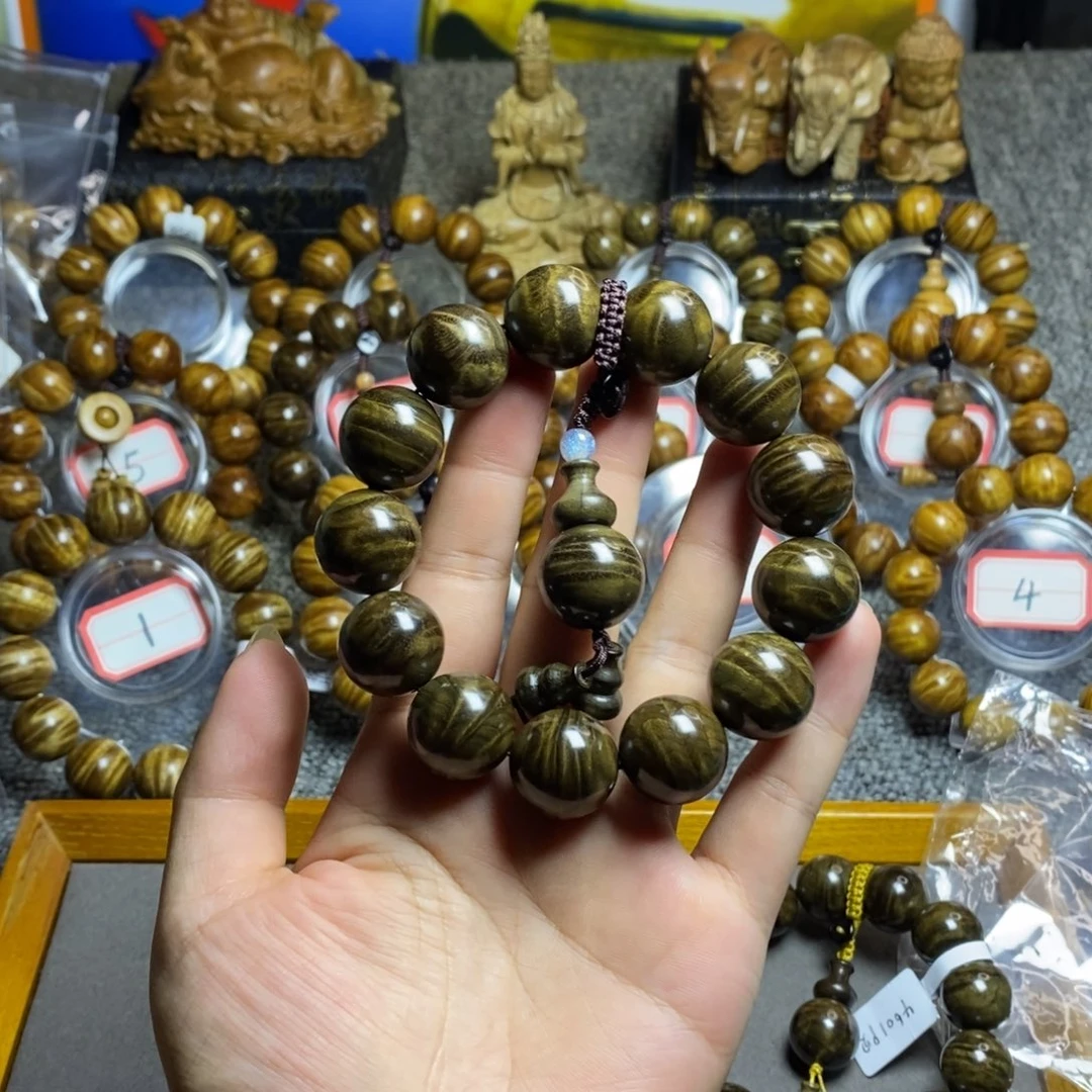 宝***为楠木（金丝楠）手串/手链阴沉绿闪龙1.8