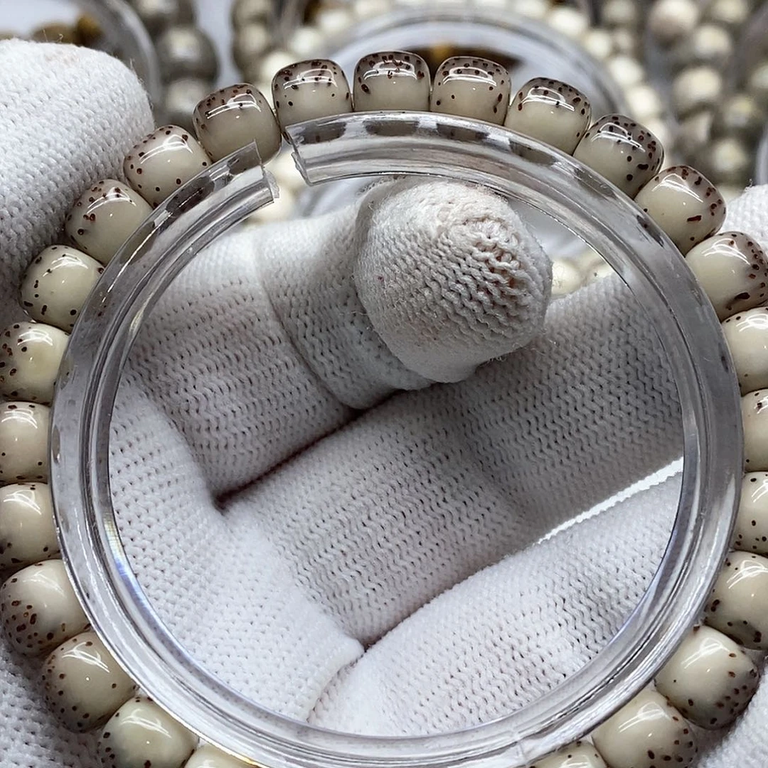 星月菩提手串半***糖8/7河豚