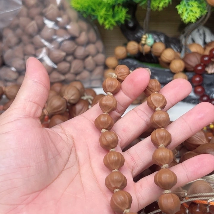 无***朕橄榄核吊坠1.3素核