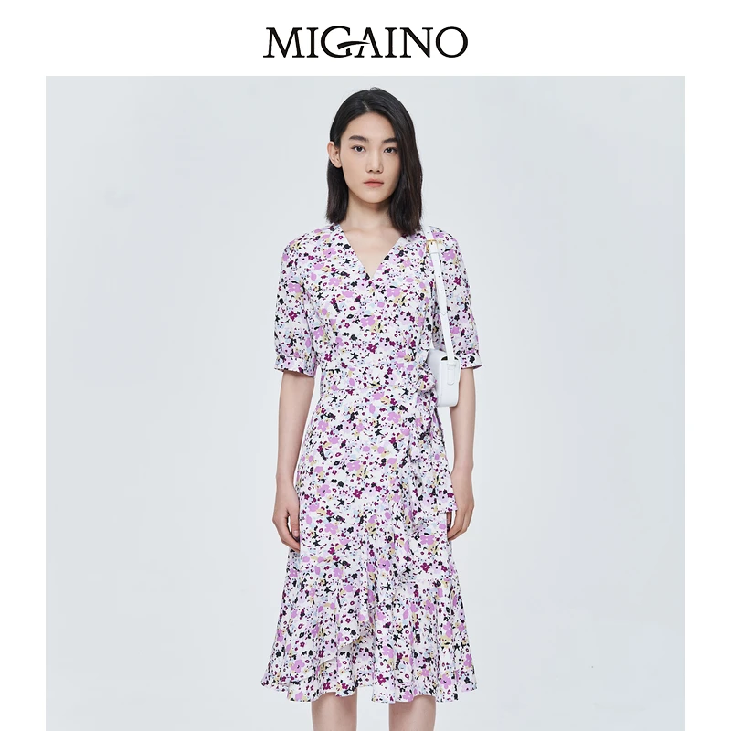 Migaino曼娅奴印花连衣裙女夏季新款V领碎花茶歇裙MN22DA107