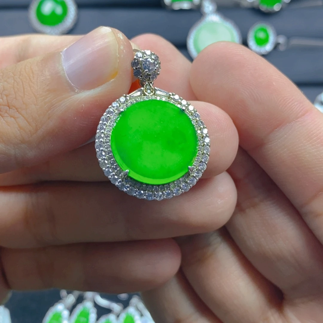 翡翠银S925镶嵌颈饰