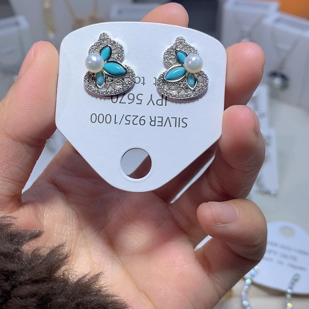 淡水珍珠耳饰未镶嵌