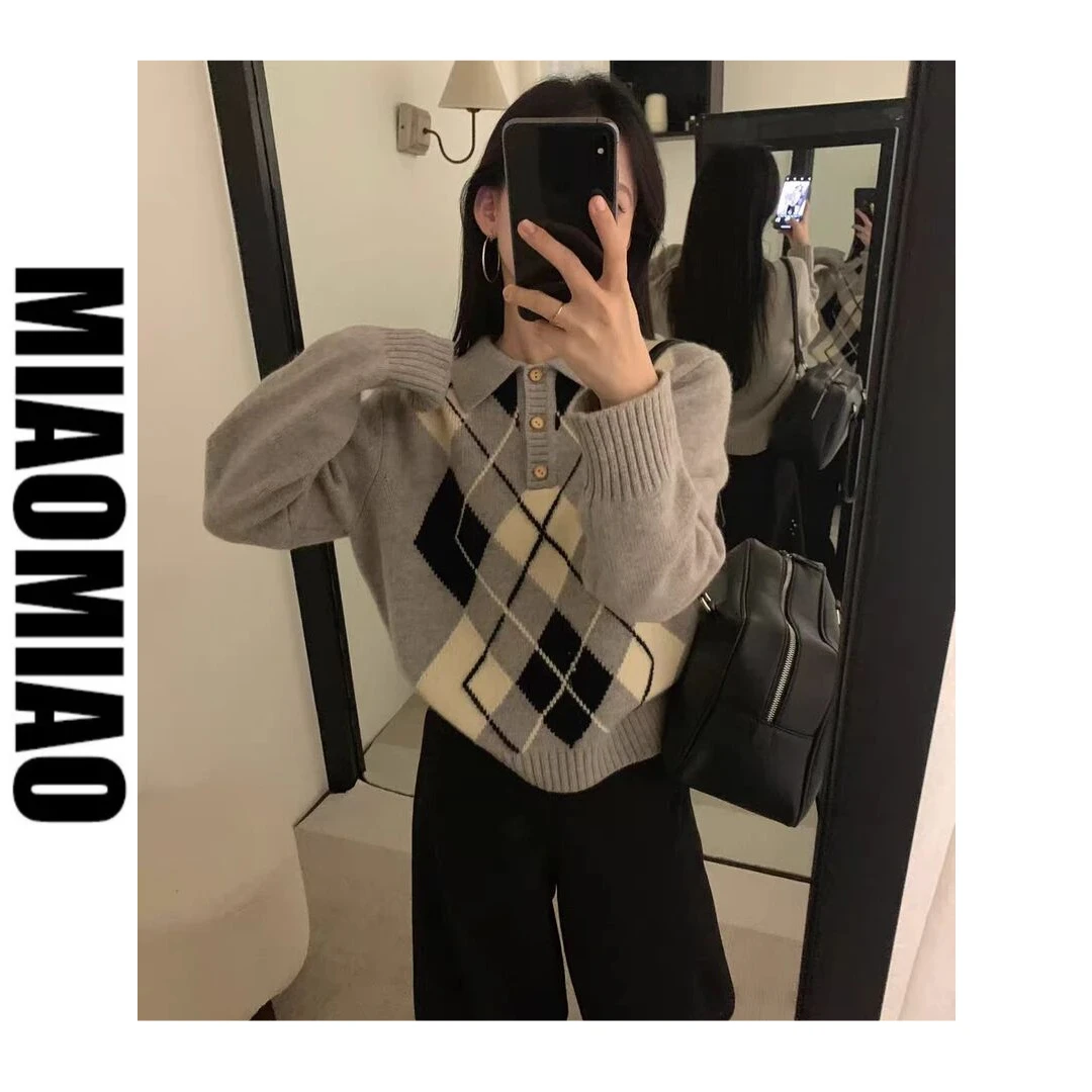 【大码】糖炒栗子 学院风菱格纹三粒扣套头针织衫休闲百搭毛衣Q141