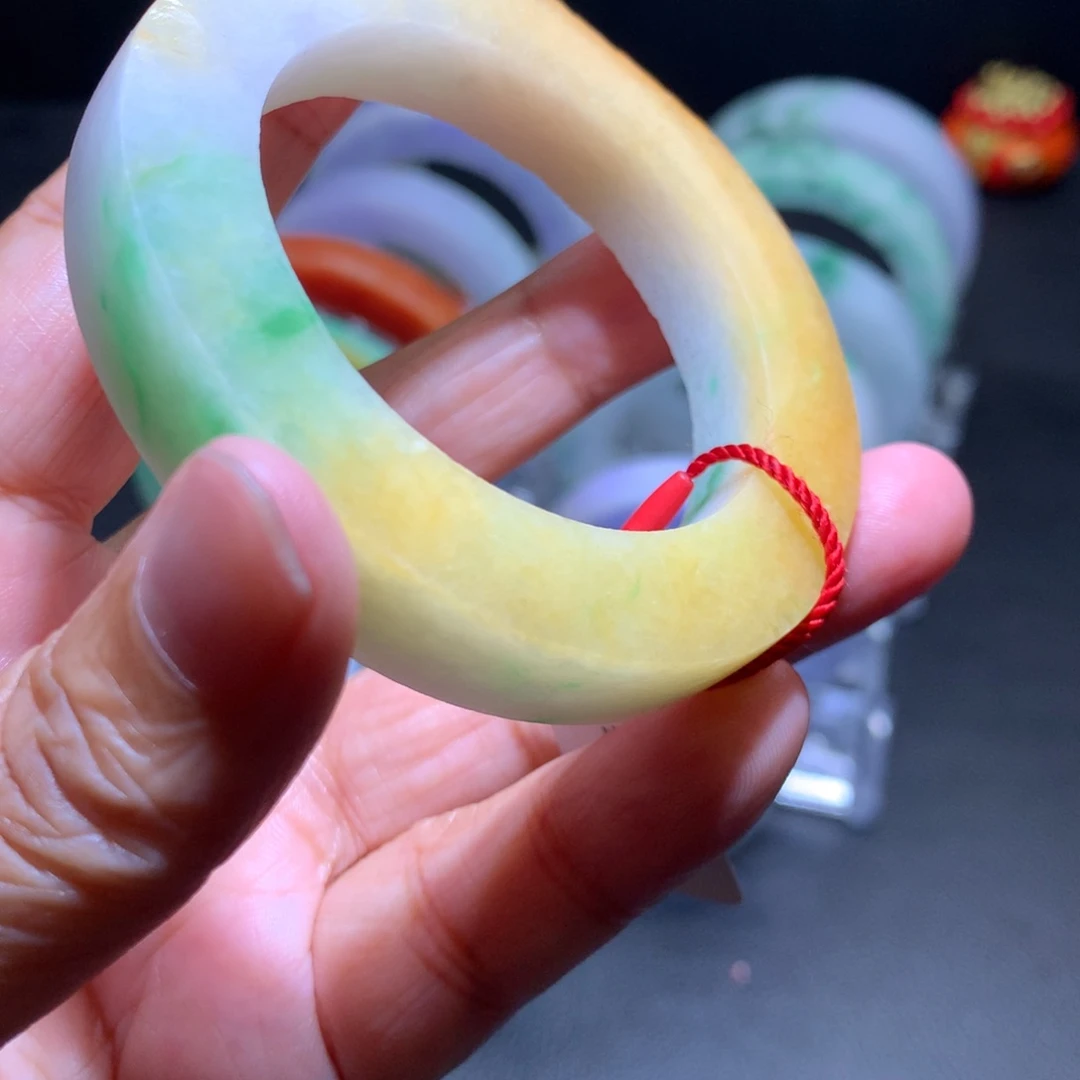 未镶嵌手镯定制翡翠凡*