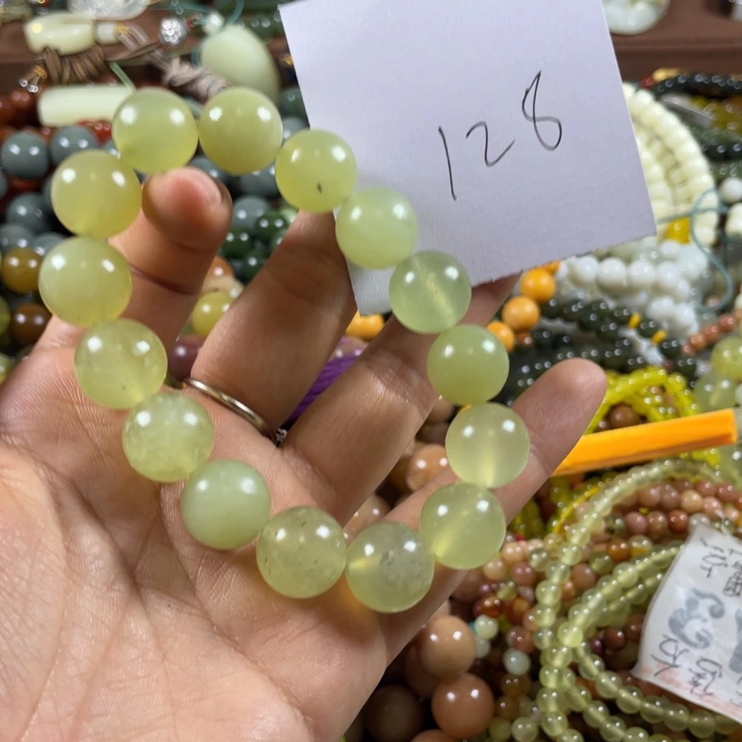 未镶嵌蛇纹石玉手链