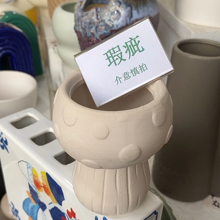 紫砂花盆多肉瑕疵盆有孔。