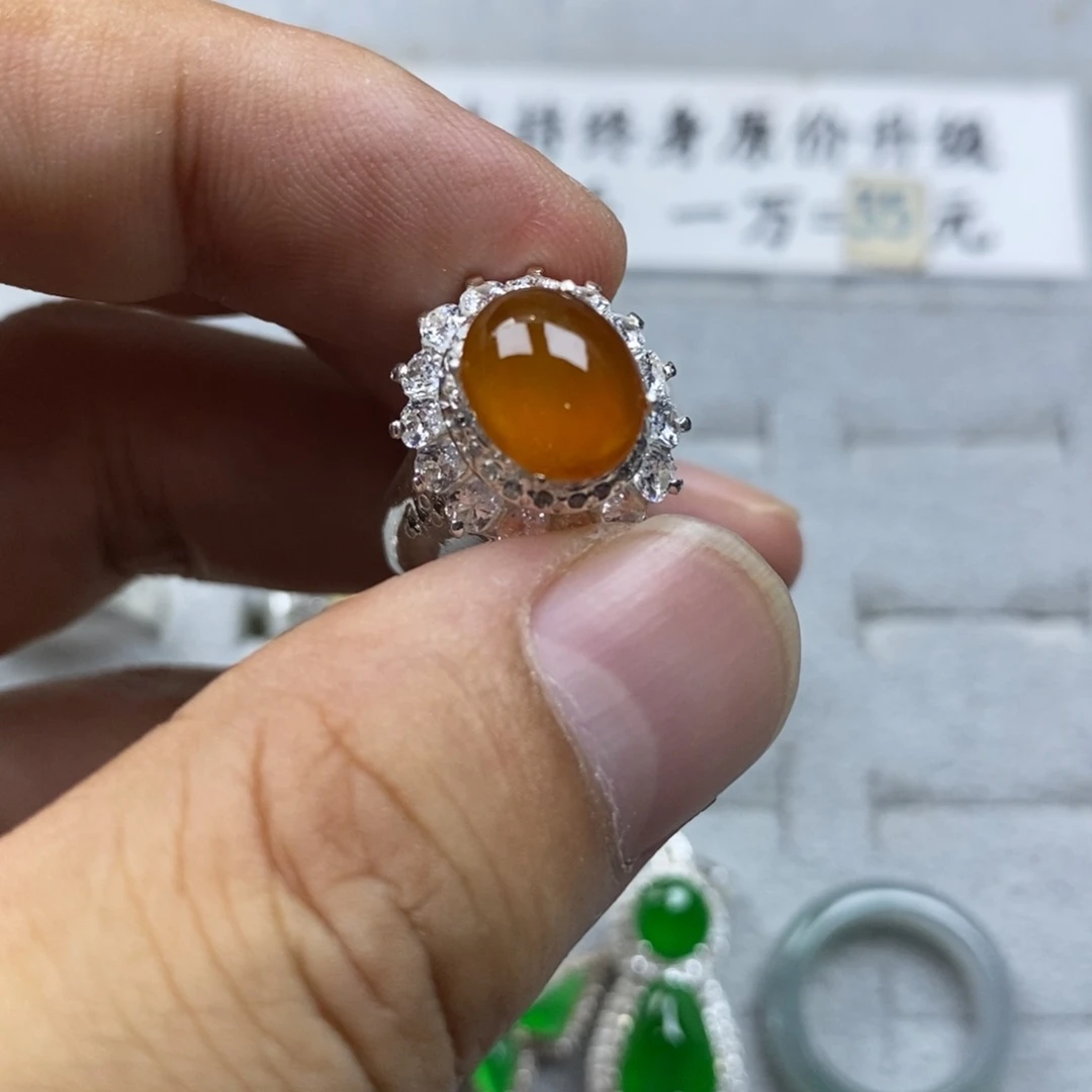 定制翡翠未镶嵌高冰玻10.3mm