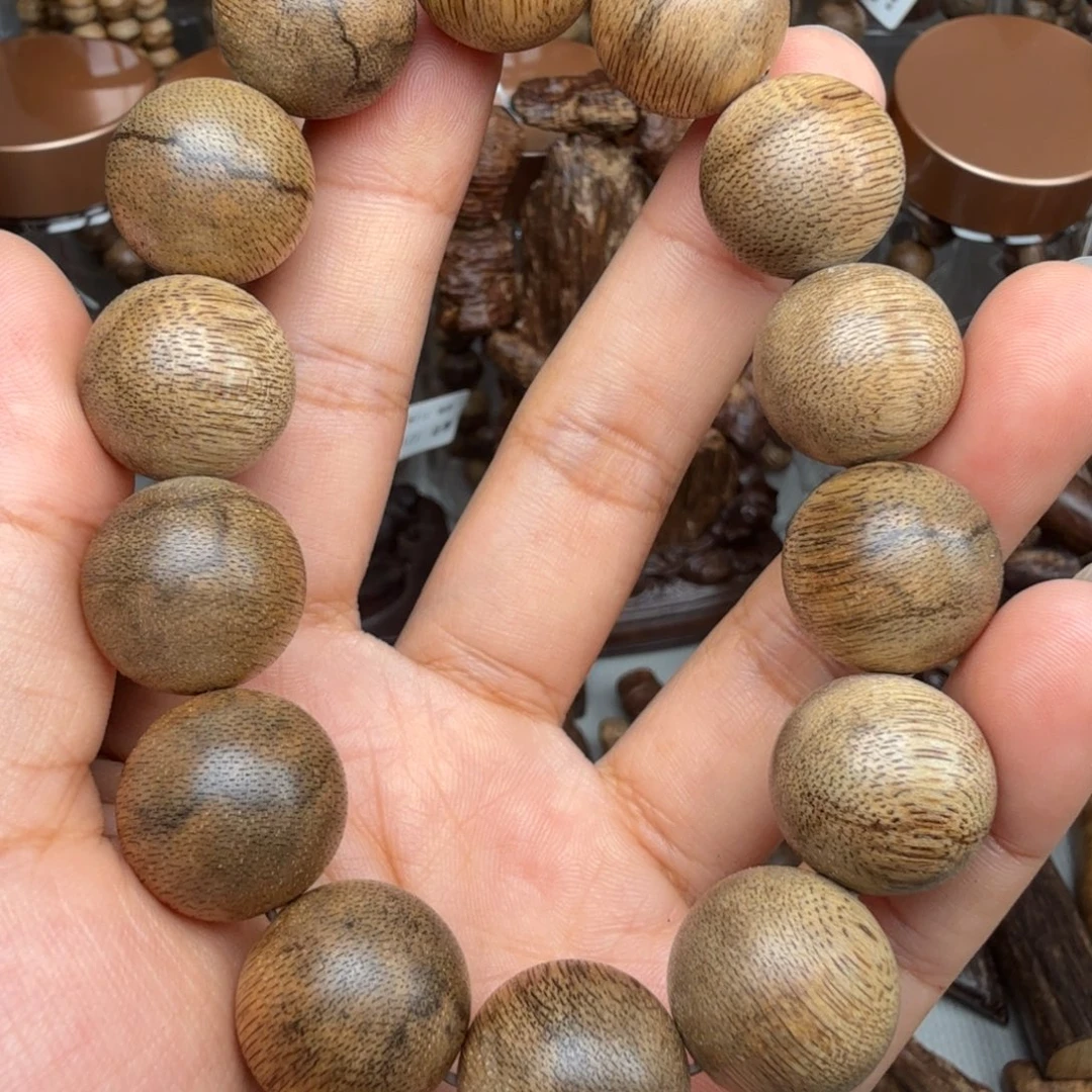 沉香碎屑沉香达拉干 1.7*21.3 克