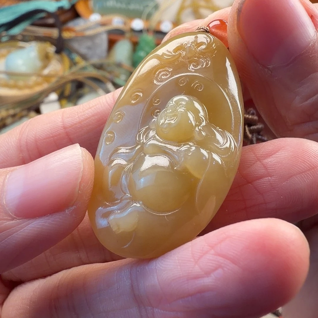 博****和田玉未镶嵌颈饰