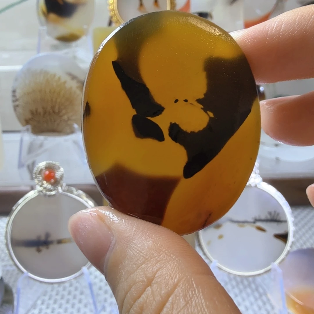 未镶嵌吊坠(不含链)玛瑙/玉髓48