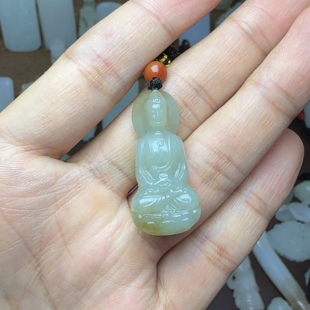 和田玉挂件未镶嵌大日如来