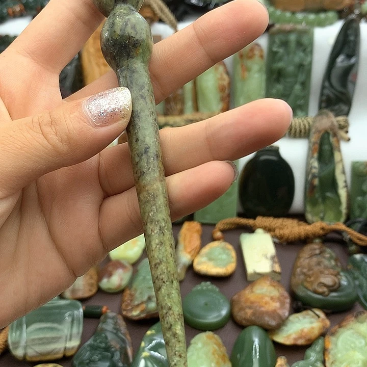 岫岩河磨玉（透闪石质玉）未镶嵌挂件