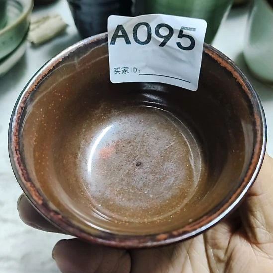 瓷片五厂，七厂各种摆件，瓷片，均有瑕疵！