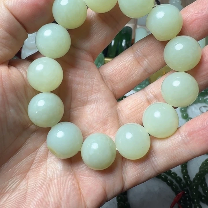 和田玉未镶嵌手串