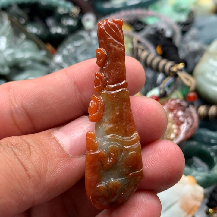 翡翠颈饰未镶嵌保真天然a货翡翠