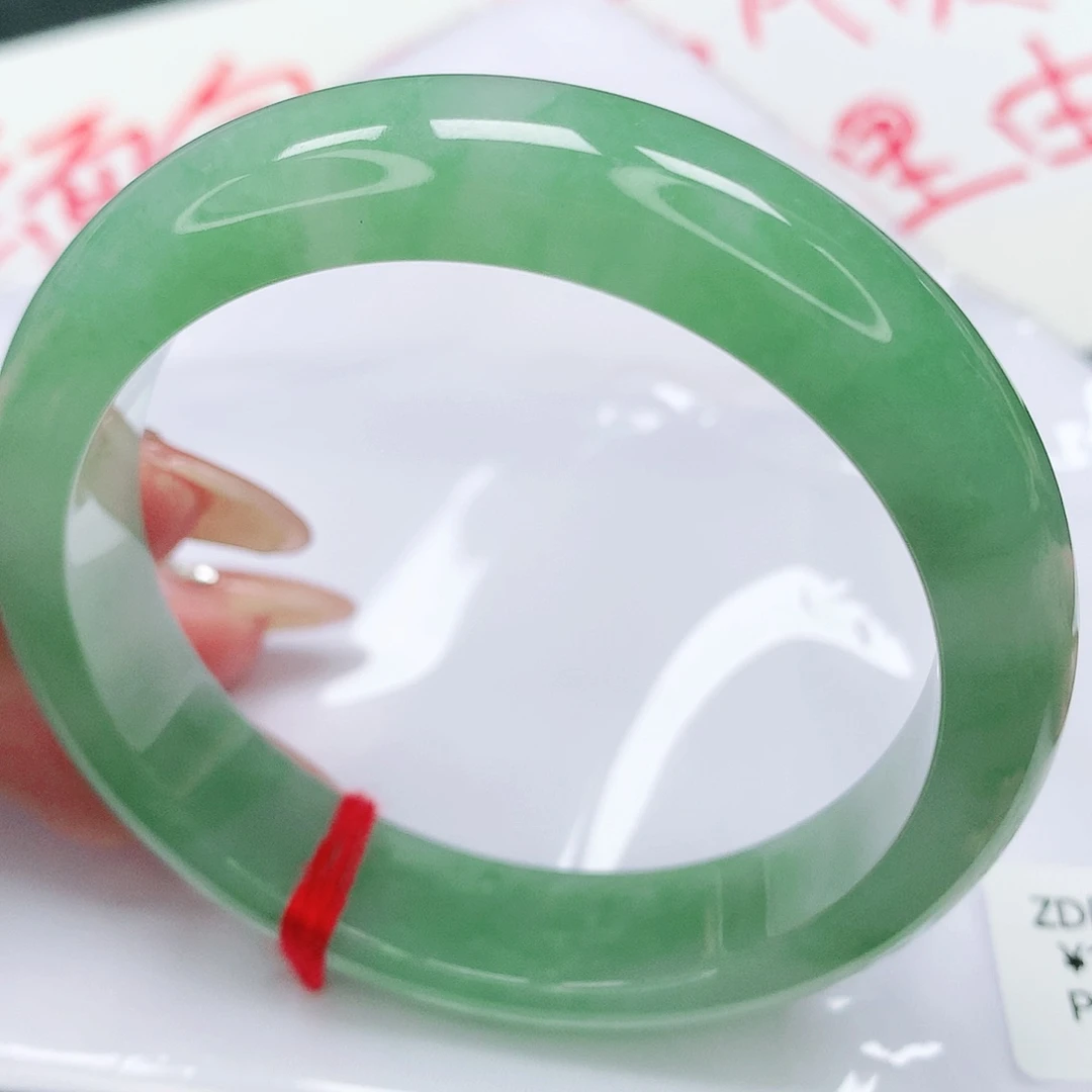 未镶嵌手镯翡翠完美81