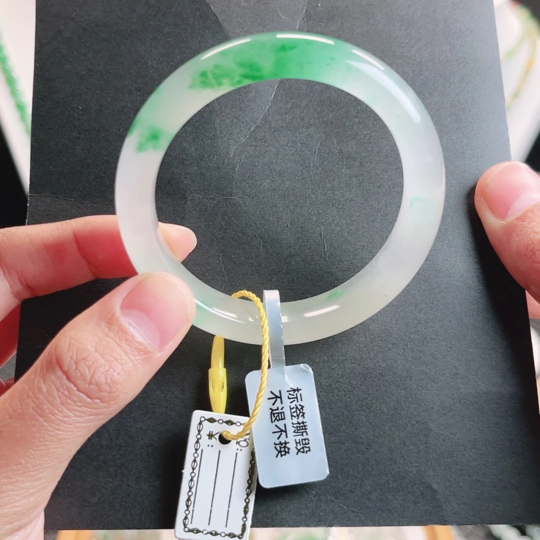 石英质玉未镶嵌手镯53