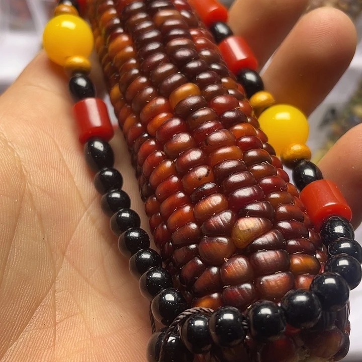 *****树脂制品文玩玉米制品把件