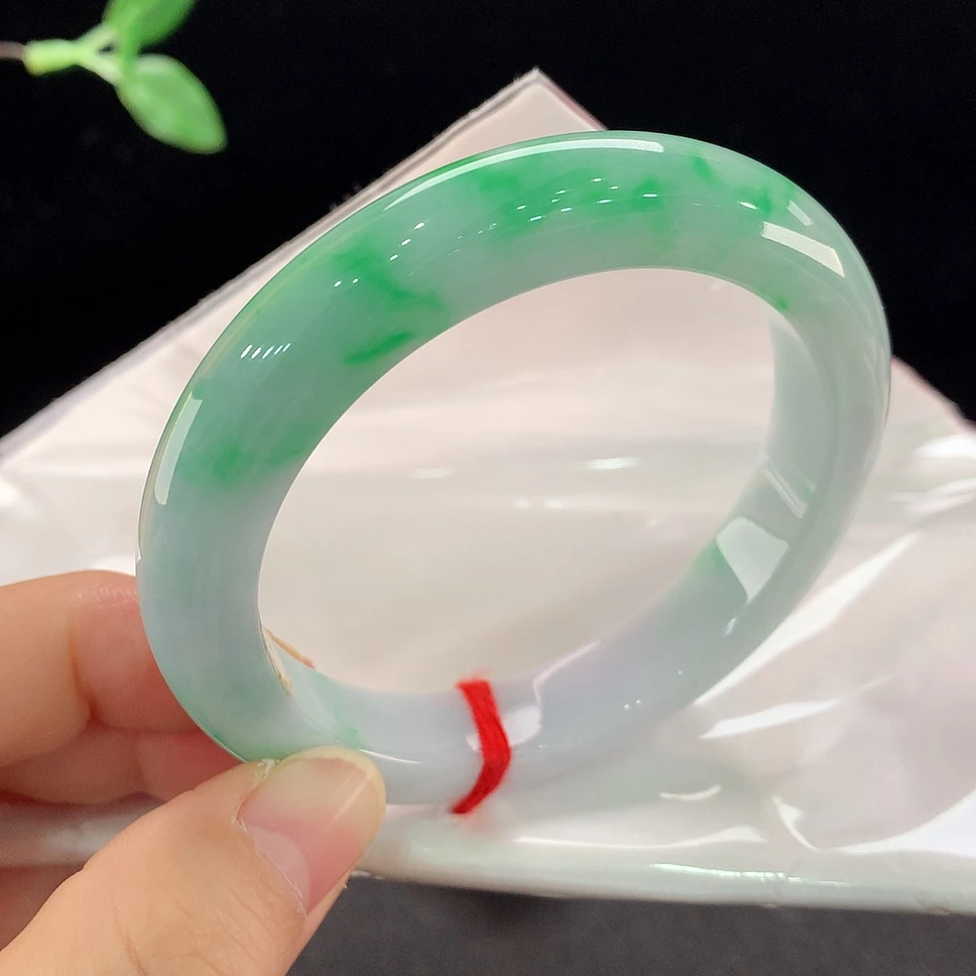 翡翠未镶嵌手镯0247