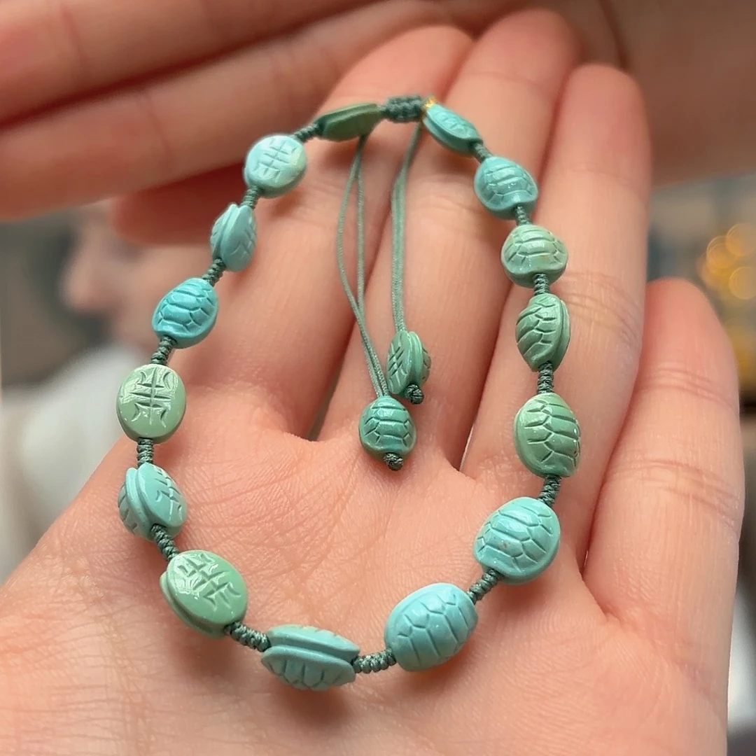 绿松石未镶嵌颈饰