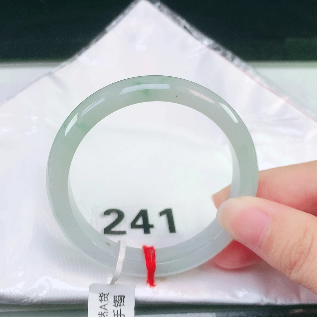 未镶嵌手镯翡翠翡翠手镯