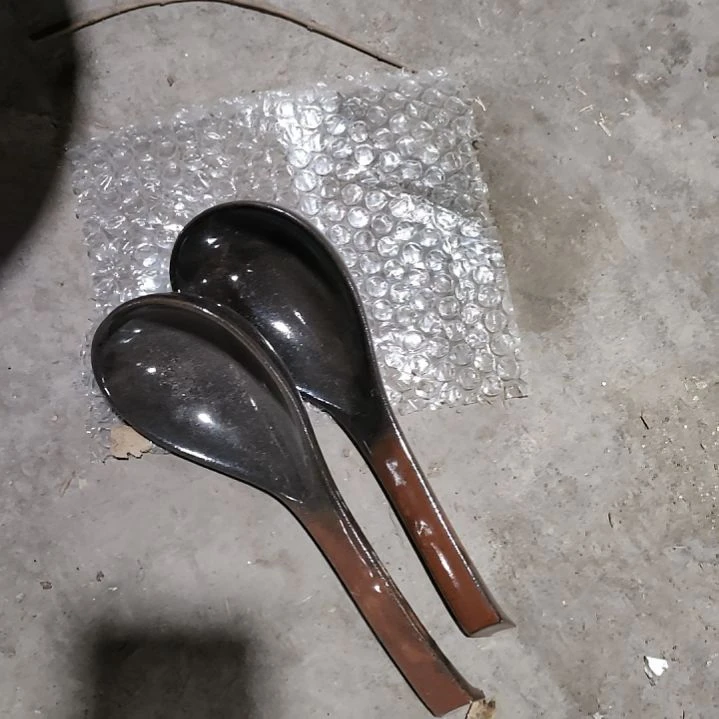 摆件陶瓷盘子碗啥都有