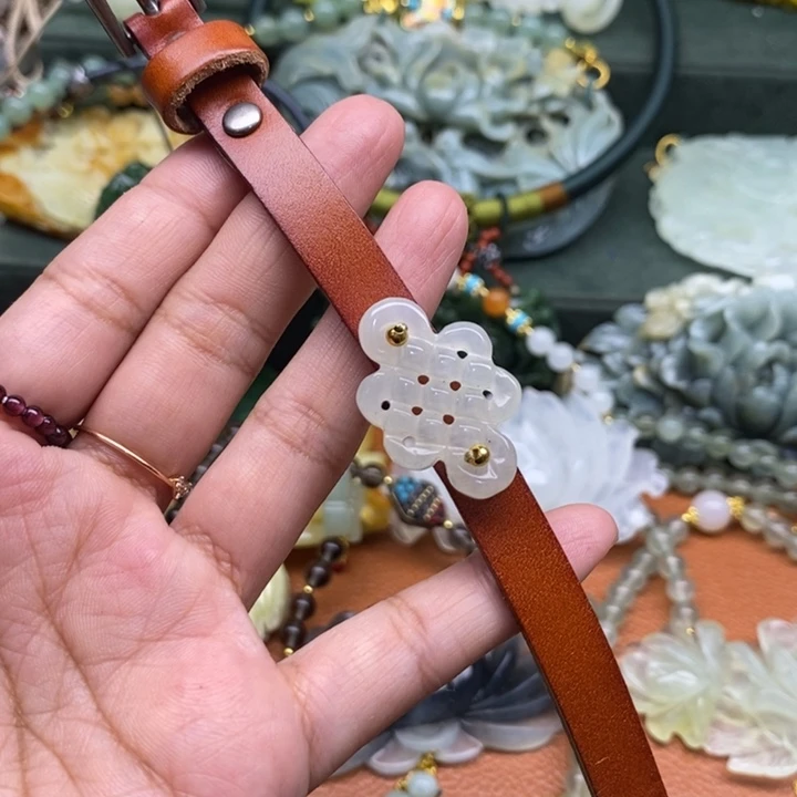 蛇纹石玉未镶嵌吊坠