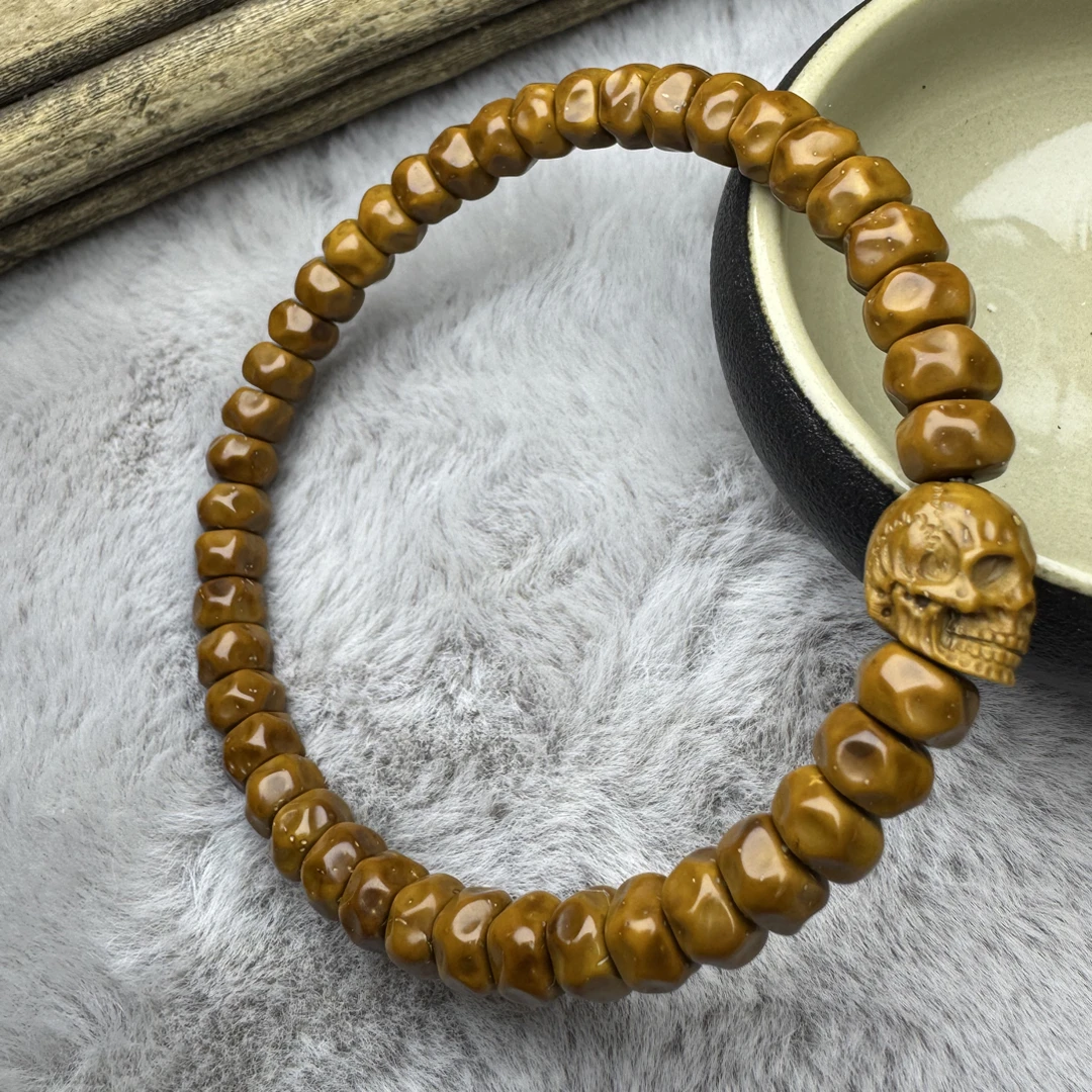 紫金鼠纯手工纯肉鼠尖料药片燃烧机搭配刺骨骷髅套装手串文玩