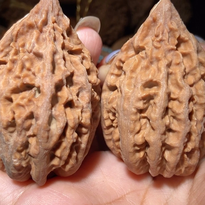 把件文玩核桃东北楸子小雪77