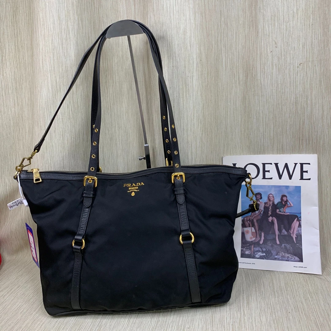 95新 Prada/普拉达 黑银单肩托特包/XS09111144/1144