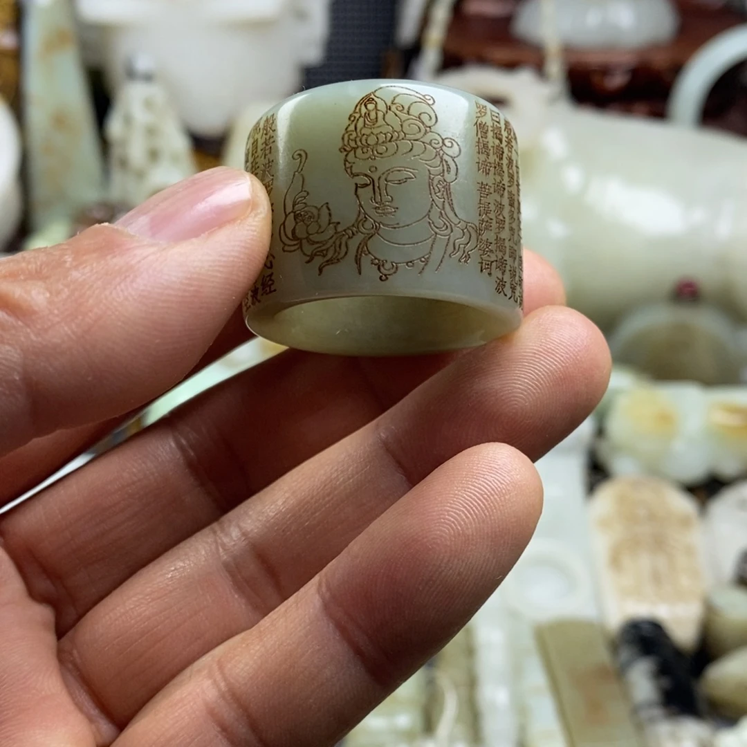 和田玉（糖玉）未镶嵌颈饰