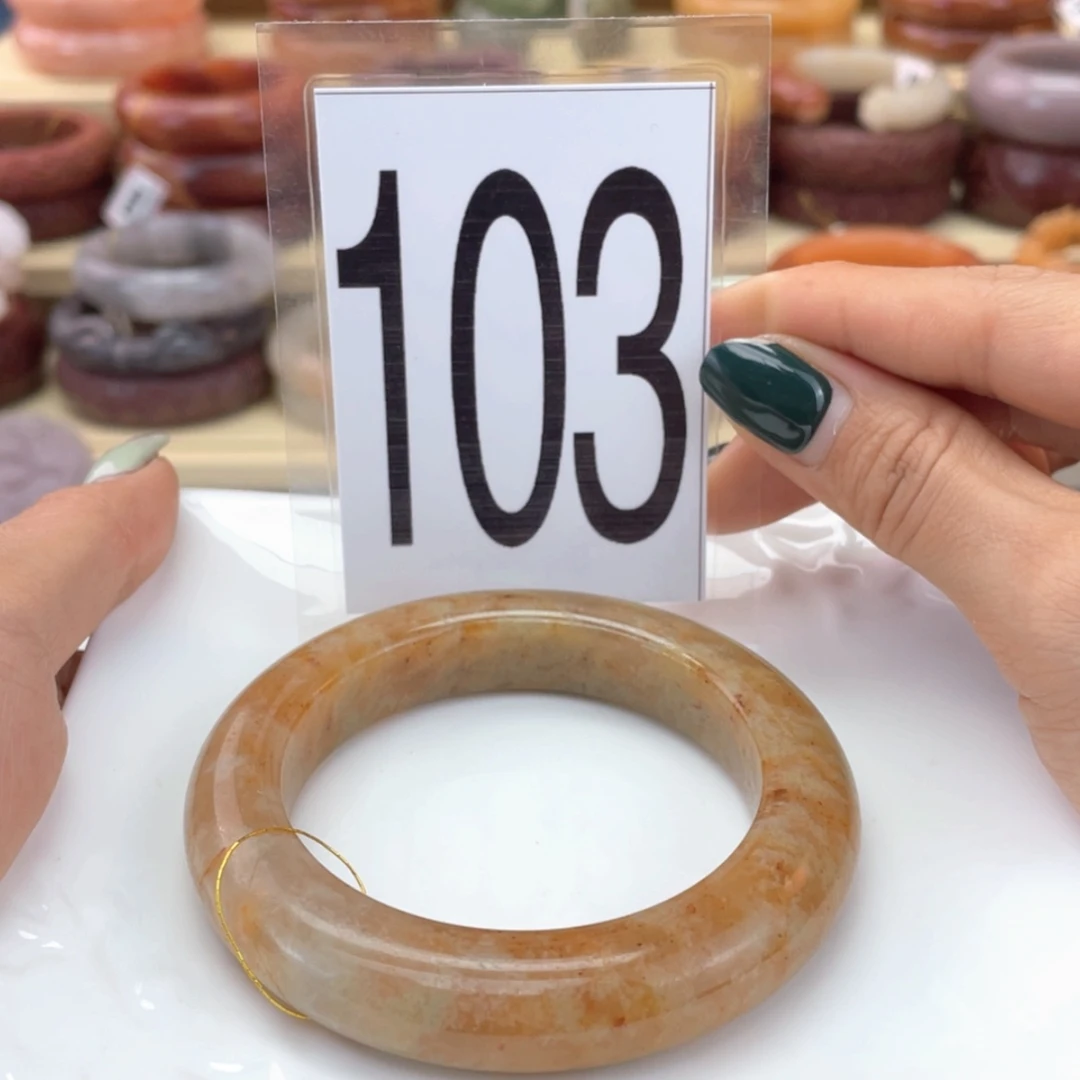 【闪购商品】石英质玉手镯未镶嵌