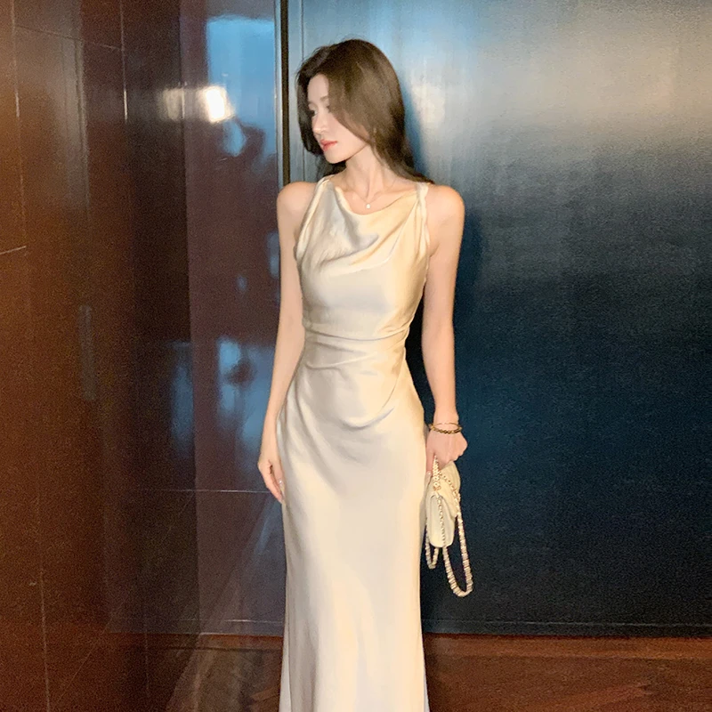 缪斯气质高级感缎面连衣裙女夏季扭结吊带小众收腰显瘦鱼尾裙长裙