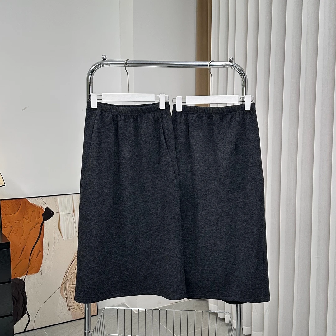 「醋酸羊毛 云朵半裙」加绒加厚半身裙女冬季舒适高腰A字裙百搭H641