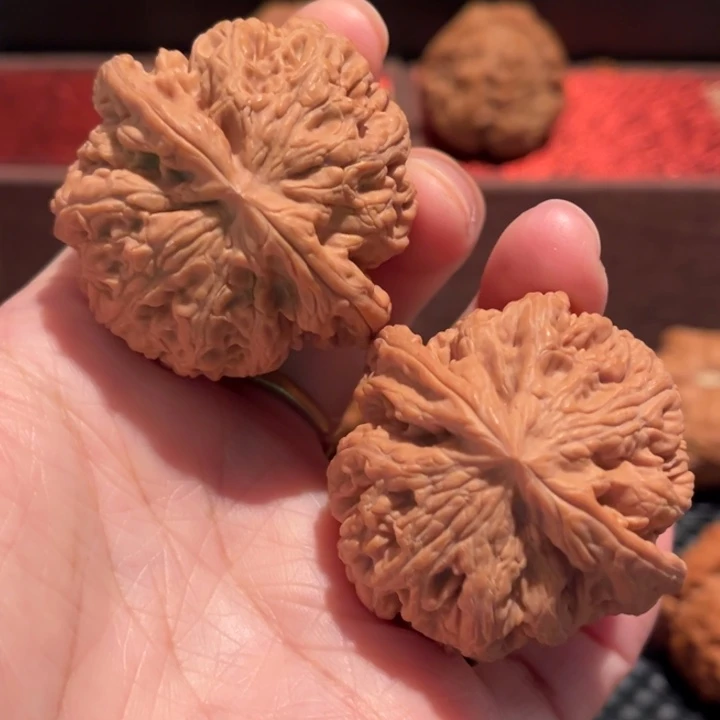 汉***条文玩核桃吊坠大粗筋