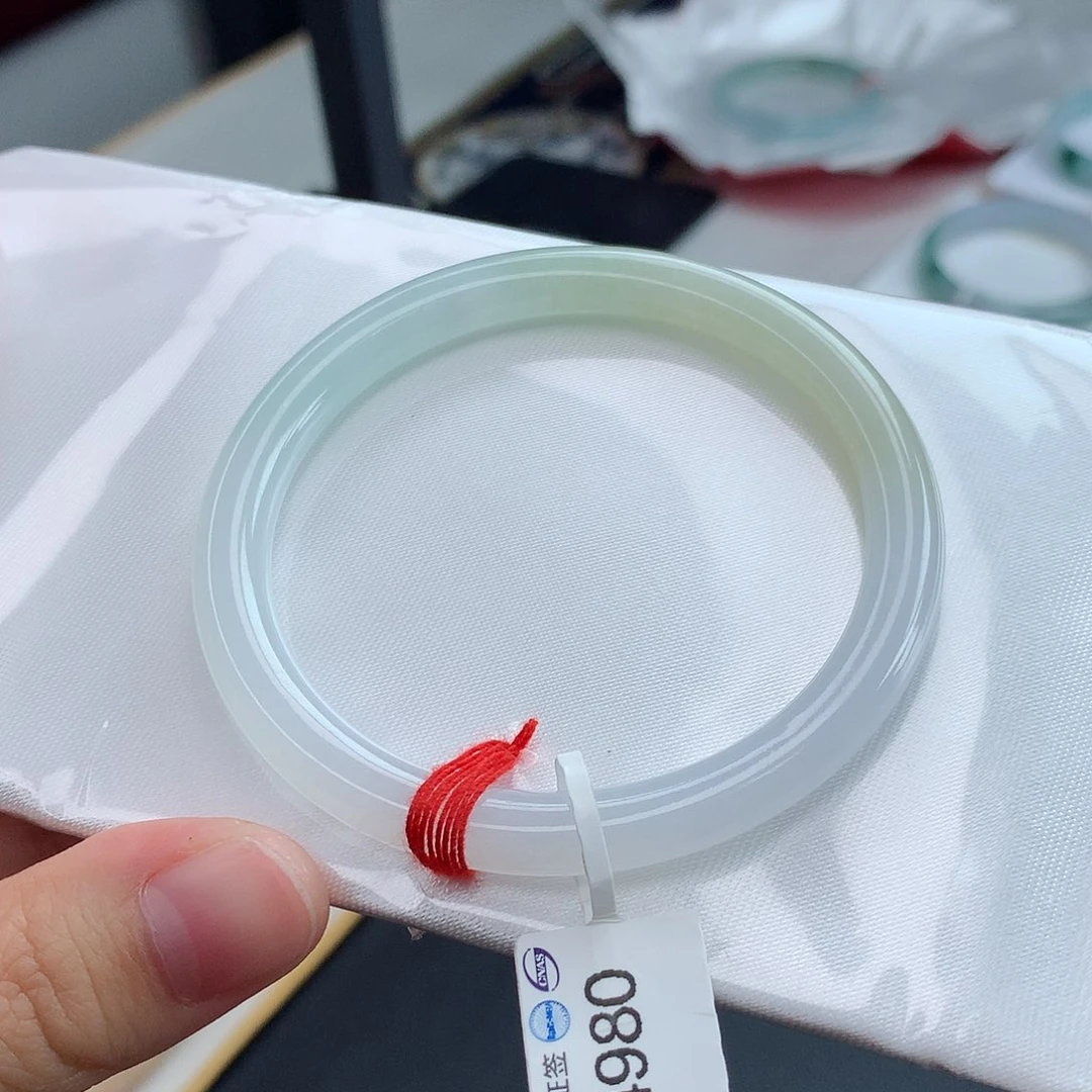 翡翠手镯未镶嵌7号