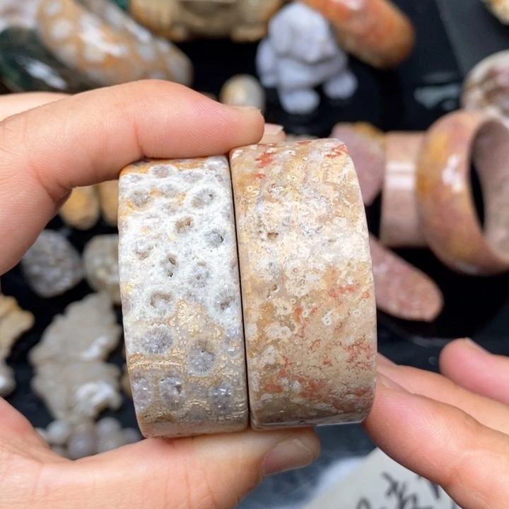 硅化珊瑚（珊瑚玉）手镯未镶嵌