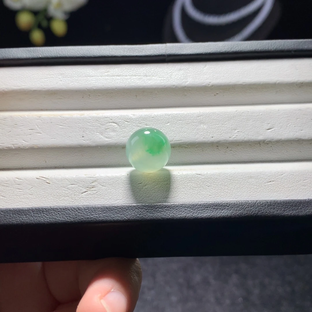 翡翠未镶嵌手串卡12冰飘绿