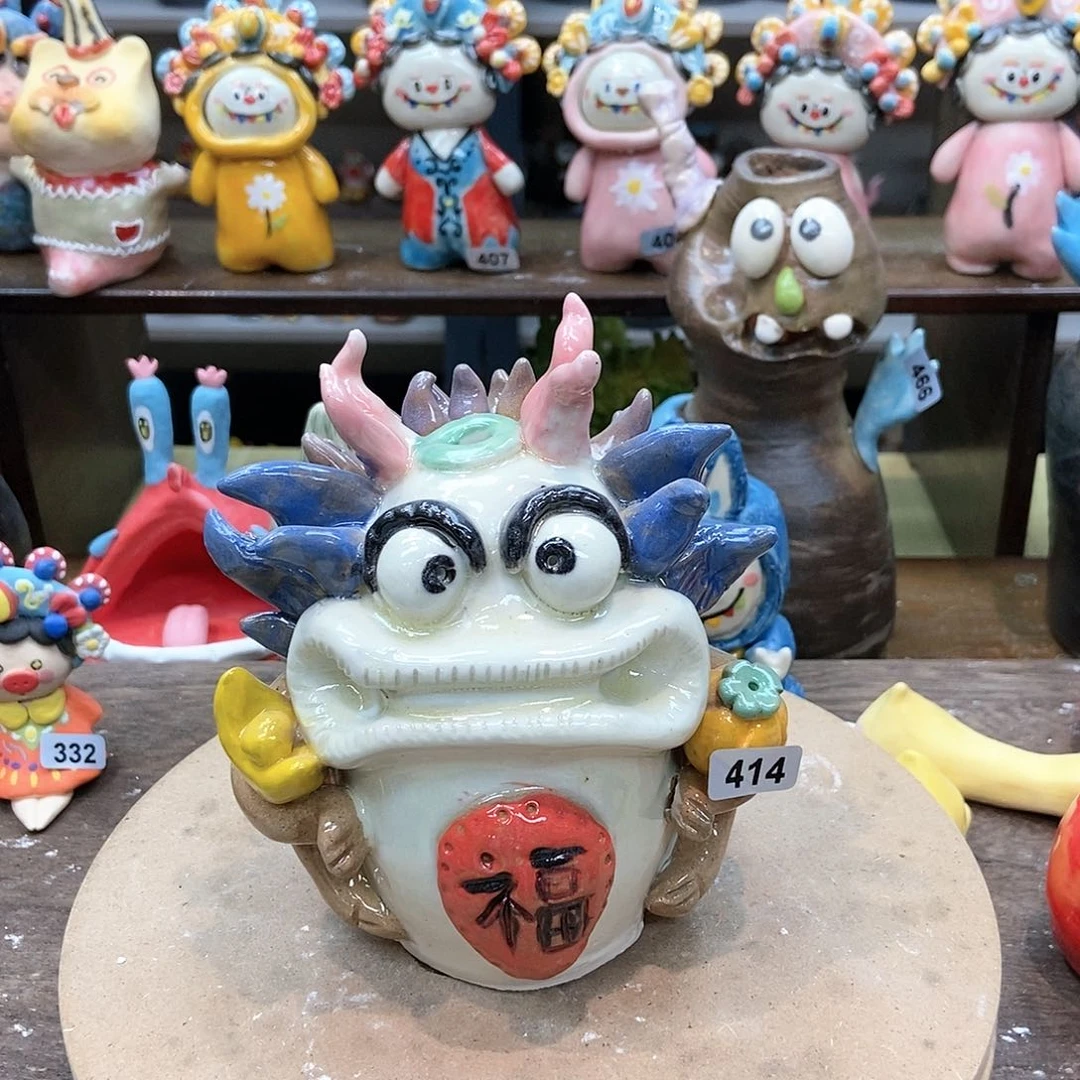 摆件直播间手工抽象陶瓷摆件414