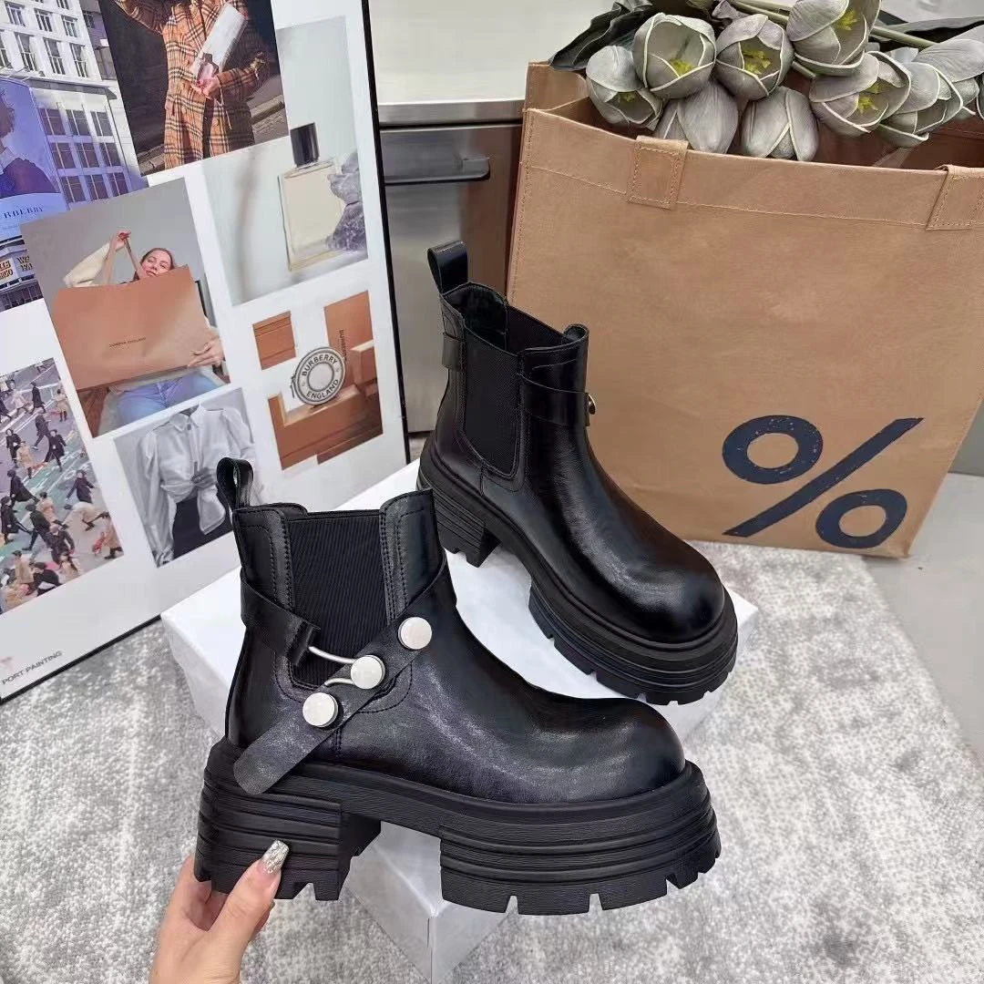 唐小肉圆头中筒秋季马丁靴女休闲中筒靴百搭欧若假日风秋季靴子