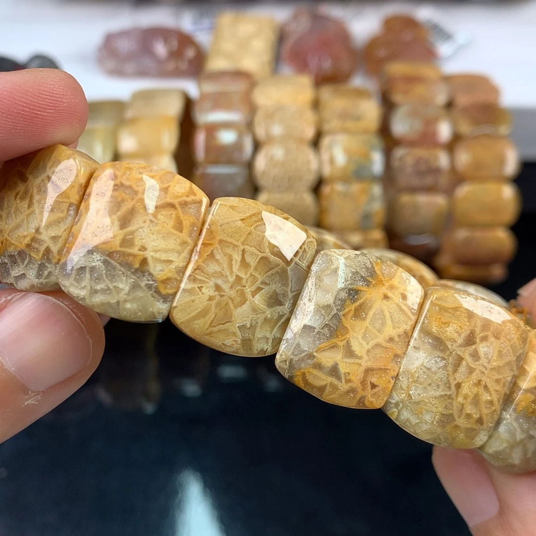 【闪购商品】硅化珊瑚（珊瑚玉）手镯未镶嵌（86号）