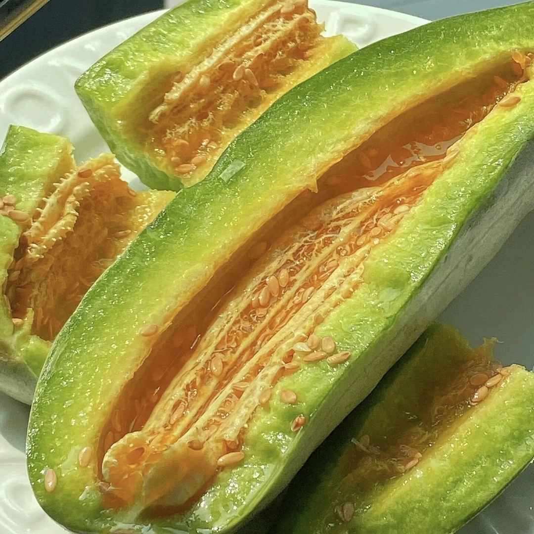 羊角蜜甜瓜 甜脆可口 山东 备注可切盒2斤