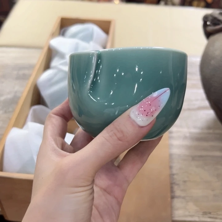 瓷片陶瓷制品及其化学