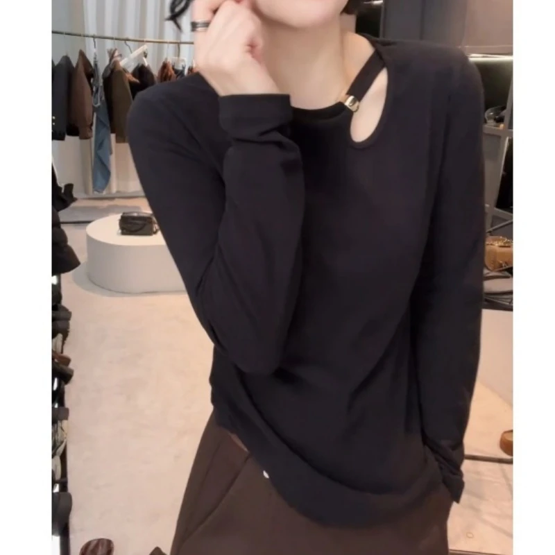 冬款圆领设计感百搭长袖显瘦上衣T恤女LK2507596