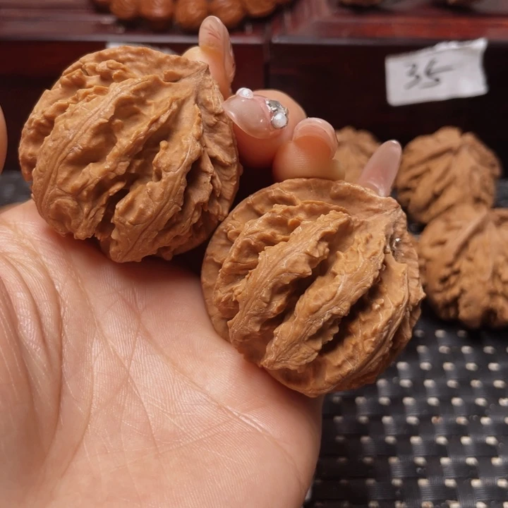 视***辛吊坠文玩核桃秦岭核桃