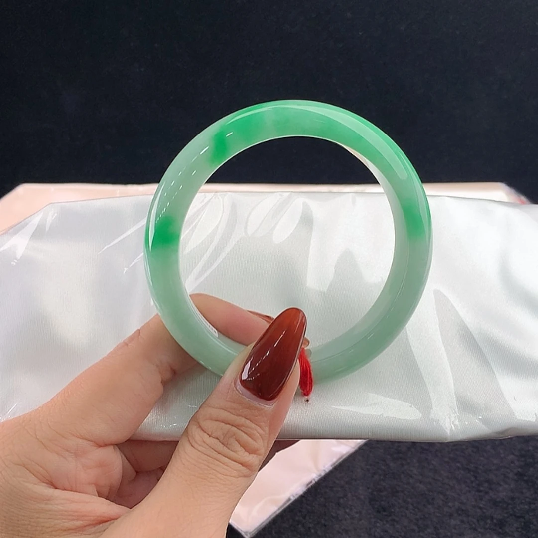 【闪购商品】未镶嵌手镯翡翠正59