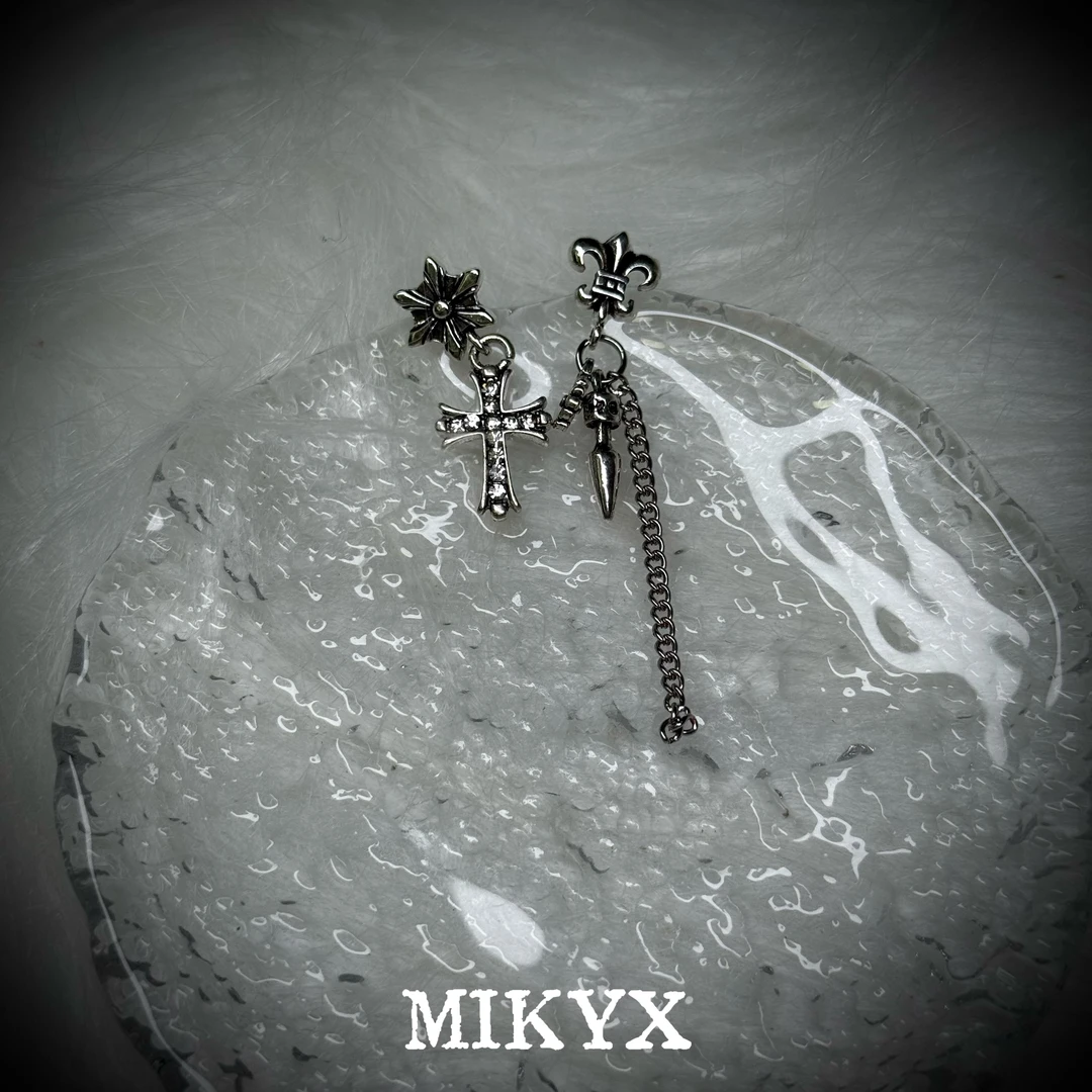 mikyx 铜合金合成锆石耳饰 十字可可鸢尾花雪花ab耳钉A610