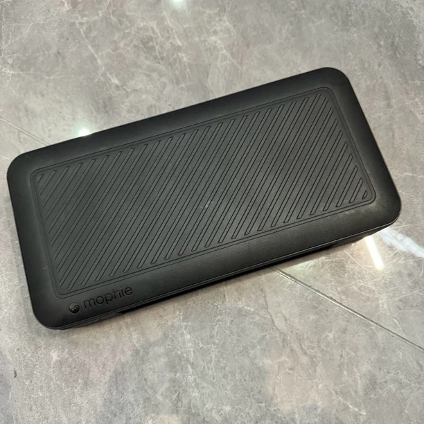 9新 Mophie 摩尔菲充电宝55500mAh移动电源标品#MO21